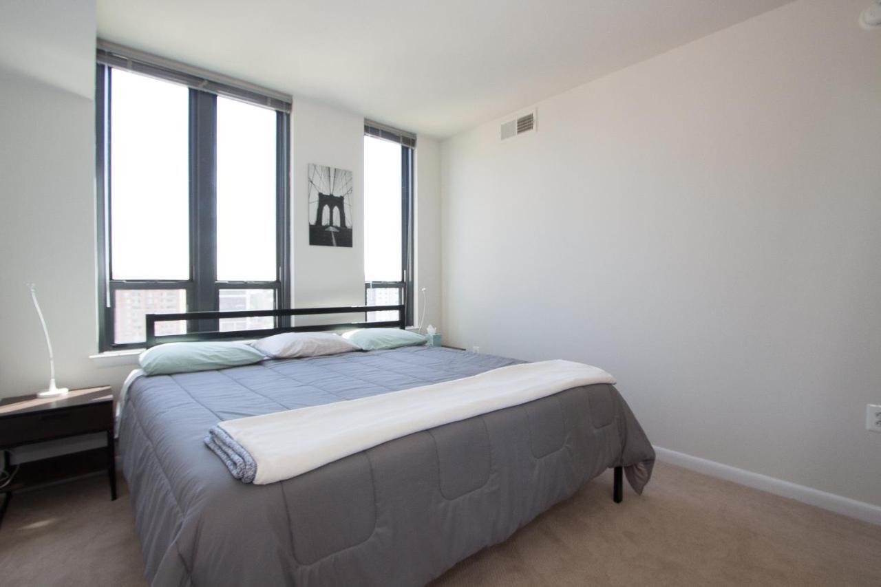 Pentagon City Luxury Apartment Arlington Exterior photo